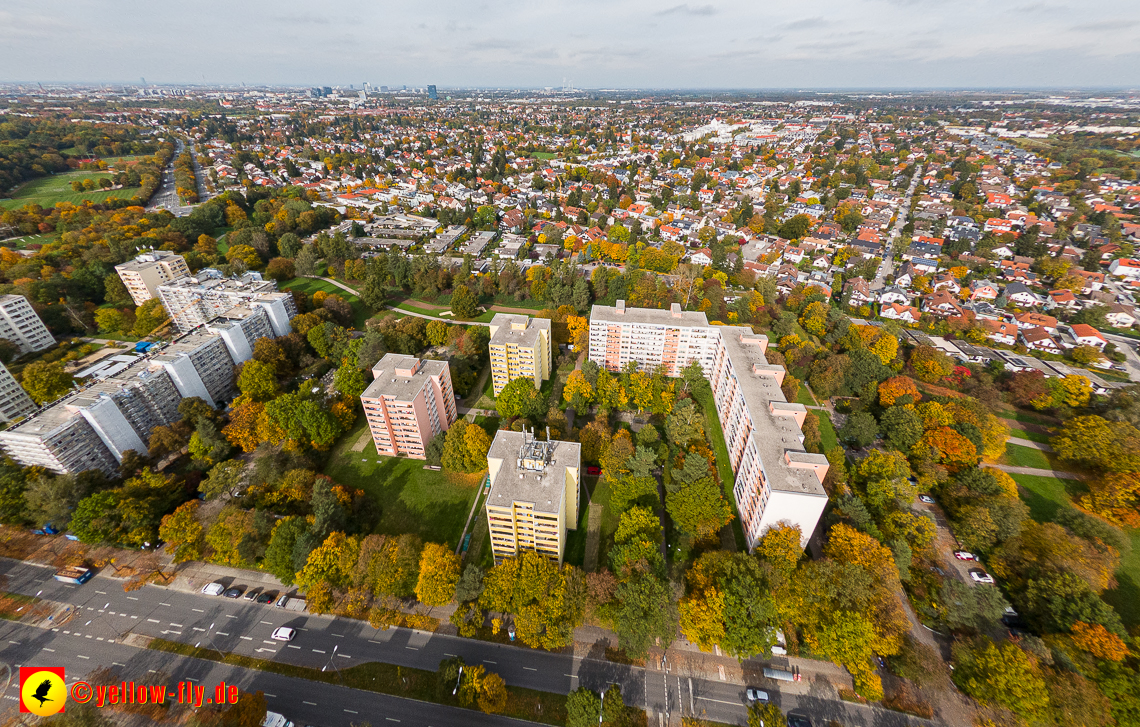 13.10.2022 - Fassadensnaierung am Karl-Marx-Ring 11-21